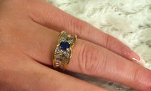 Load image into Gallery viewer, 18ct Yellow Gold Sapphire & Diamond Solitaire Cluster Ring