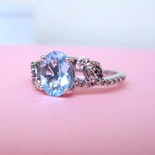 Load image into Gallery viewer, Le Vian 14ct White Gold Aquamarine & Diamond Cluster Ring