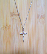 Load image into Gallery viewer, 9ct White Gold Brilliant Cut Diamond Cross Pendant Necklace