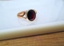 Load image into Gallery viewer, Art Deco 1930s 22ct Yellow Gold Oval Cut Bezel Set Garnet Solitaire Ring