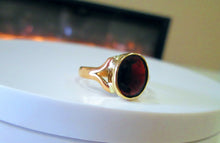 Load image into Gallery viewer, Art Deco 1930s 22ct Yellow Gold Oval Cut Bezel Set Garnet Solitaire Ring