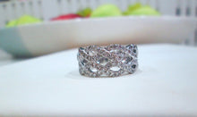 Load image into Gallery viewer, 14ct White Gold 1.10ct Heavy Brilliant Cut Diamond Cluster Ring
