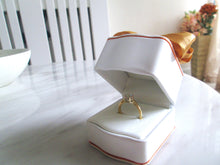 Load image into Gallery viewer, 18ct Gold 1.00ct Old Mine Cushion Cut Diamond Solitaire Engagement Ring