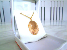 Load image into Gallery viewer, 1980s 9ct Yellow Gold Locket Pendant Belcher Chain Necklace