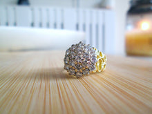 Load image into Gallery viewer, Heavy 14ct Yellow Gold 2.00ct Large Brilliant Cut Diamond Cluster Ring