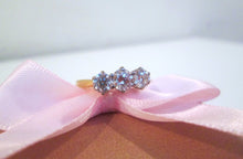 Load image into Gallery viewer, 18ct Yellow Gold 1.00ct Three Stone Brilliant Cut Diamond Trilogy Ring