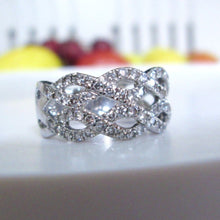 Load image into Gallery viewer, 14ct White Gold 1.10ct Heavy Brilliant Cut Diamond Cluster Ring