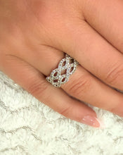 Load image into Gallery viewer, 14ct White Gold 1.10ct Heavy Brilliant Cut Diamond Cluster Ring