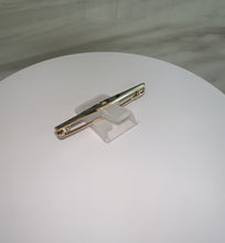 Load and play video in Gallery viewer, 18ct & 15ct Yellow & White Gold Old Mine Cut Diamond Solitaire Brooch