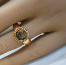 Load image into Gallery viewer, Victorian 22ct Yellow Gold Mourning Hair Signet Ring
