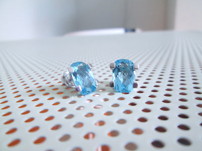 18ct White Gold Large Swiss Blue Topaz Stud Earrings Checkerboard Cushion Studs