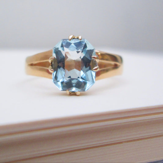 Victorian 22ct Yellow Gold Aquamarine Solitaire Ring