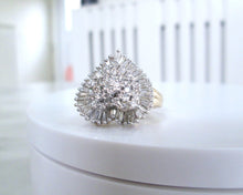 Load image into Gallery viewer, 18ct Yellow Gold 2.00ct Round Brilliant Baguette Cut Diamond Cluster Heart Ring
