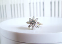 Load image into Gallery viewer, 14ct Yellow Gold 1.30ct Transitional &amp; Baguette Cut Diamond Cluster Ring
