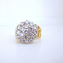 Load image into Gallery viewer, Heavy 14ct Yellow Gold 2.00ct Large Brilliant Cut Diamond Cluster Ring
