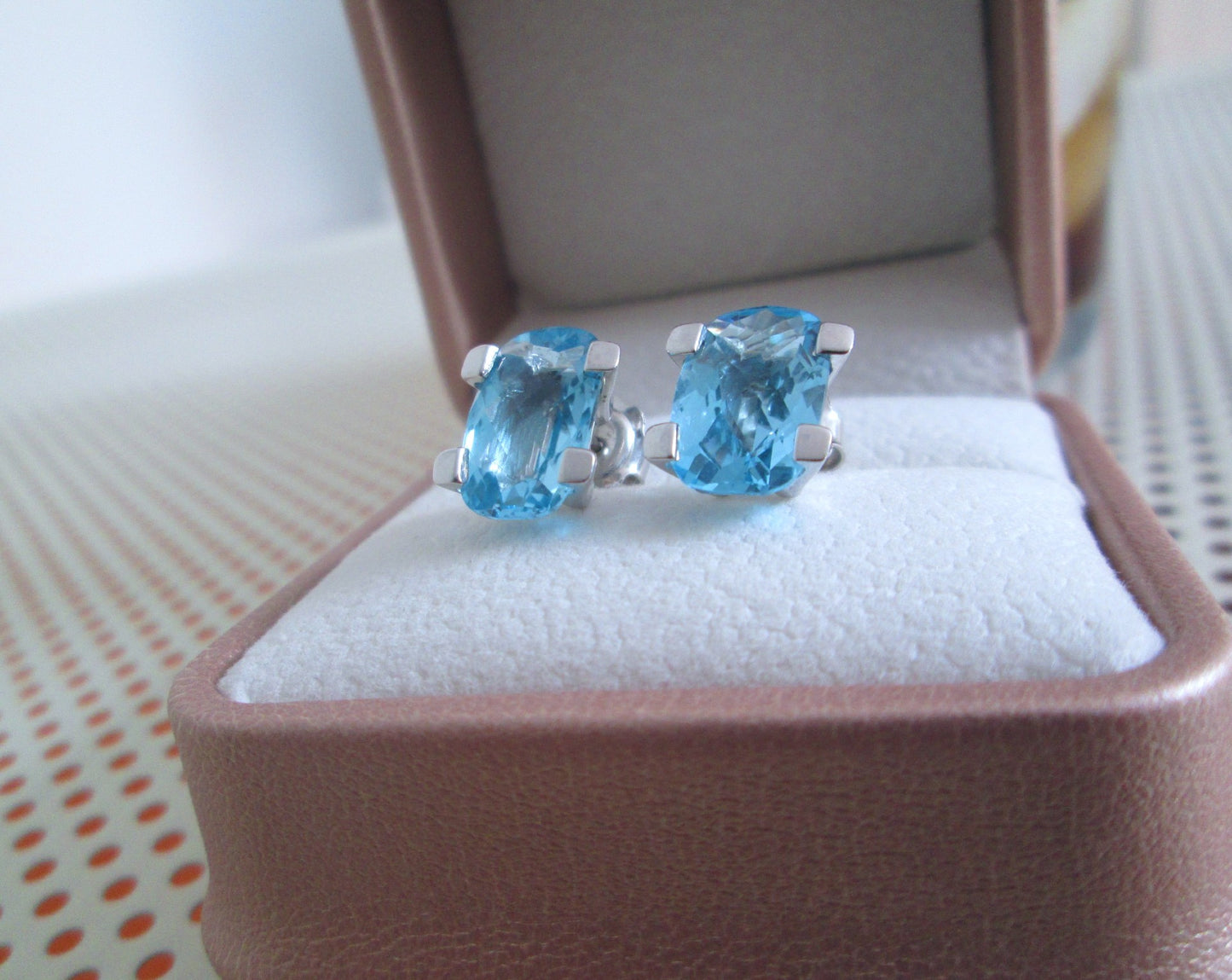 18ct White Gold Large Swiss Blue Topaz Stud Earrings Checkerboard Cushion Studs