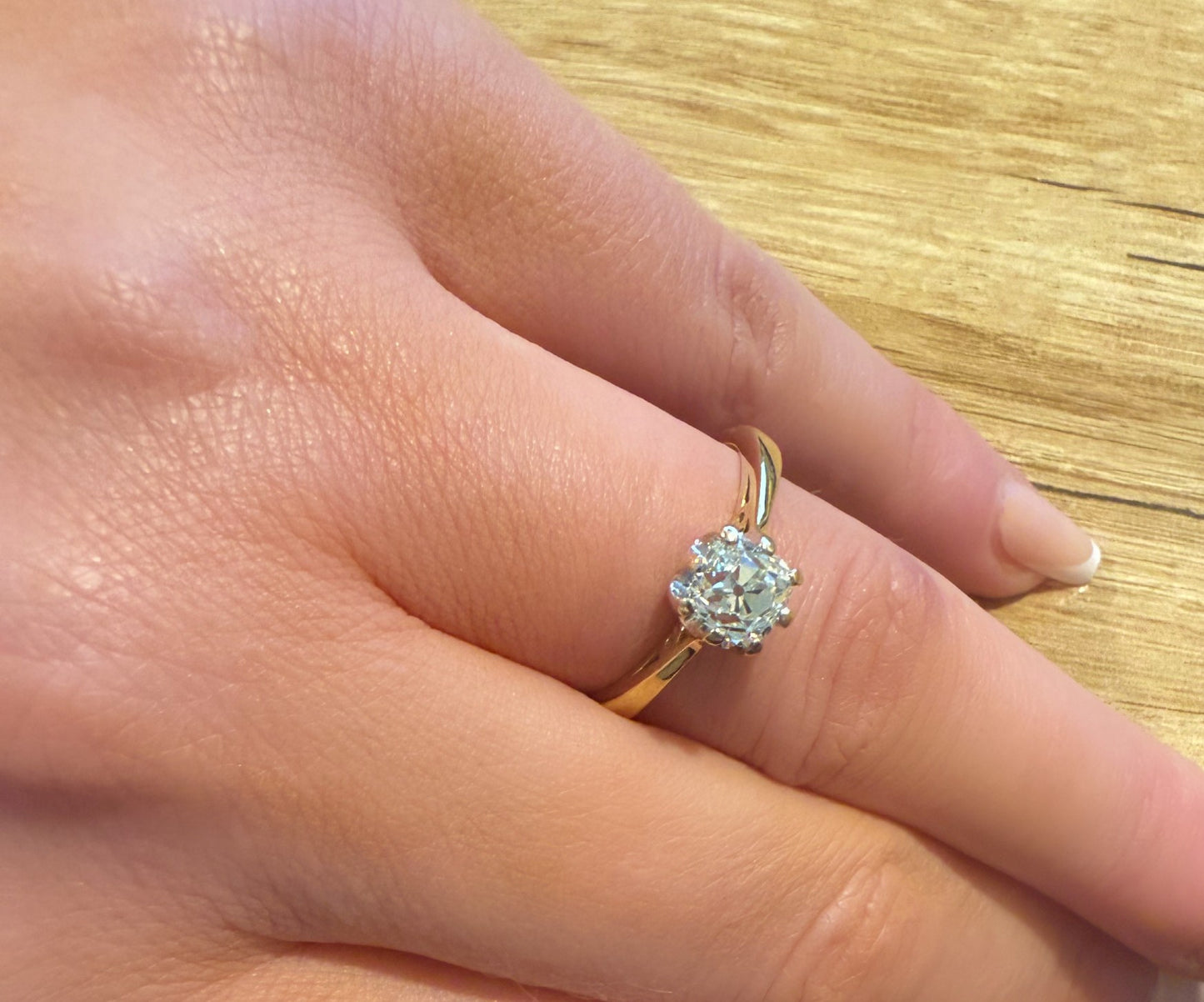 18ct Gold 1.00ct Old Mine Cushion Cut Diamond Solitaire Engagement Ring