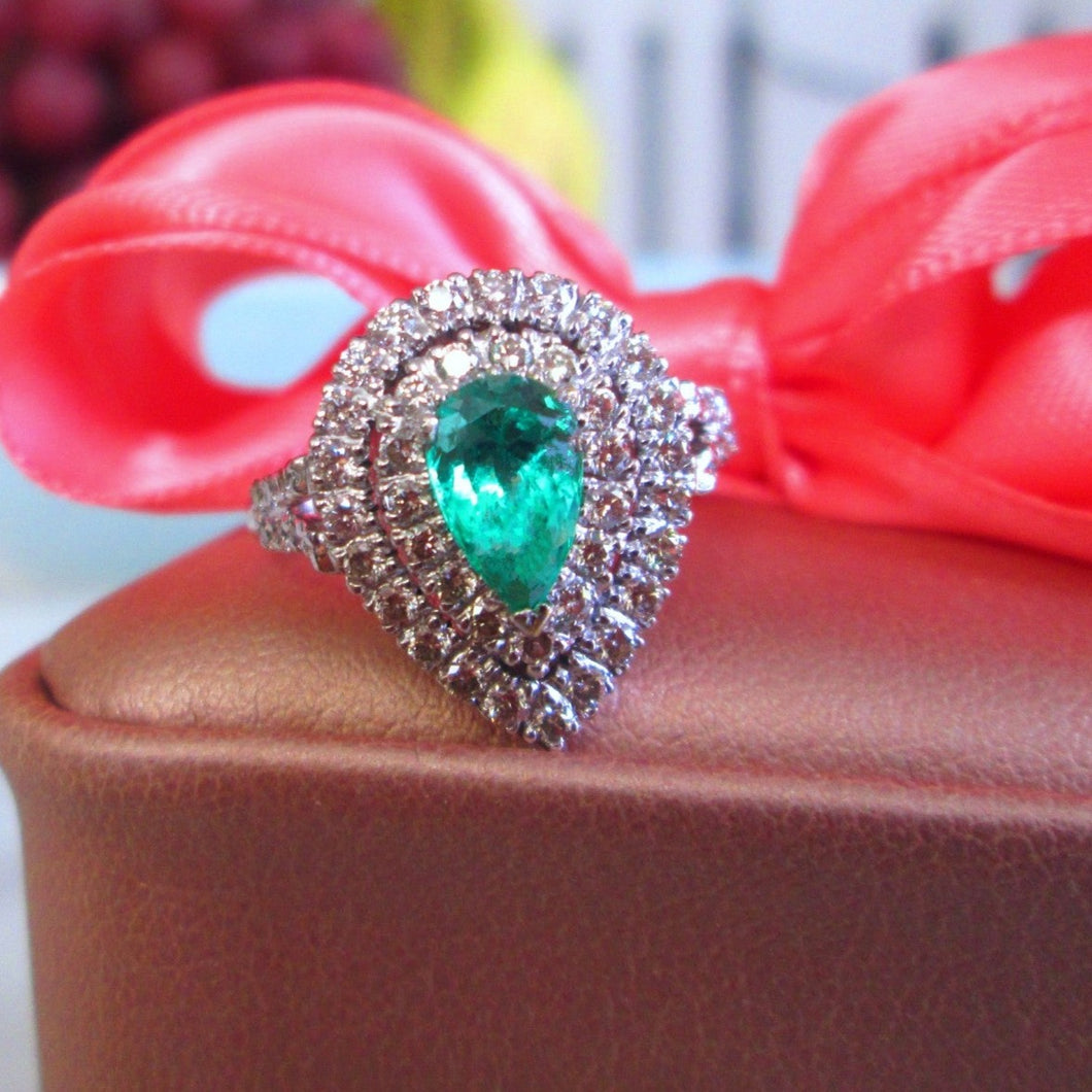 18ct White Gold 1.80ct Pear Cut Emerald & Brilliant Diamond Halo Cluster Ring