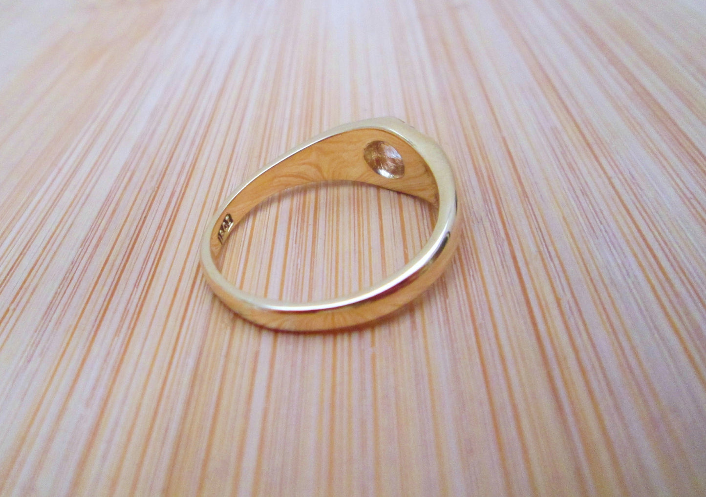 18ct Yellow Gold Old Mine Cut Diamond Signet Solitaire Ring