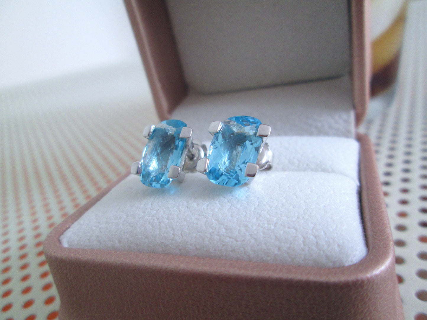 18ct White Gold Large Swiss Blue Topaz Stud Earrings Checkerboard Cushion Studs