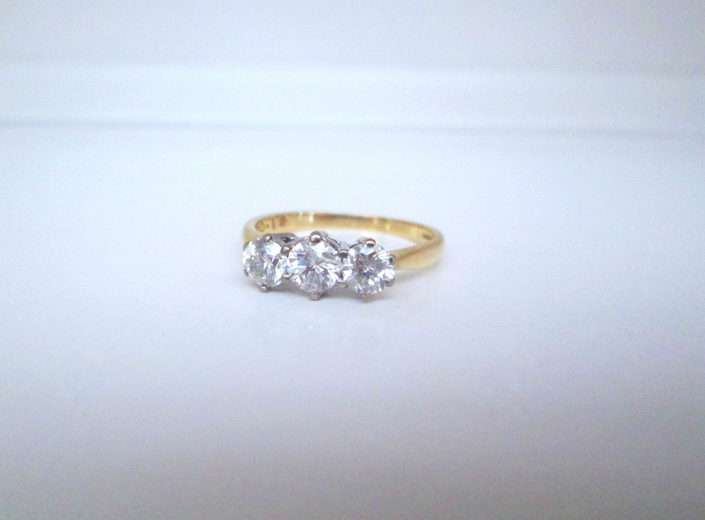 18ct Yellow Gold 1.00ct Three Stone Brilliant Cut Diamond Trilogy Ring