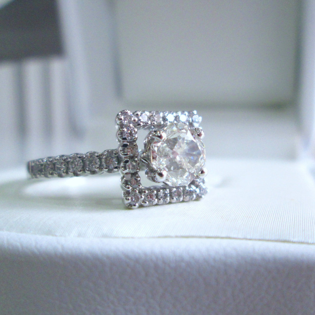 14ct White Gold Radiant & Brilliant Cut Diamond Solitaire Halo Engagement Ring