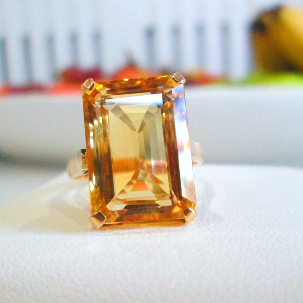 18ct Yellow Gold Large Emerald Cut Citrine Solitaire Cocktail Ring