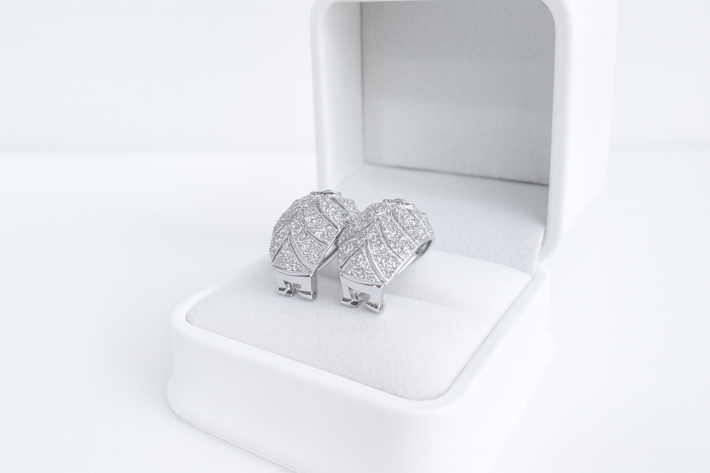 14ct White Gold Diamond Dome Cluster Earrings - 106 Natural Diamonds • Omega Backs