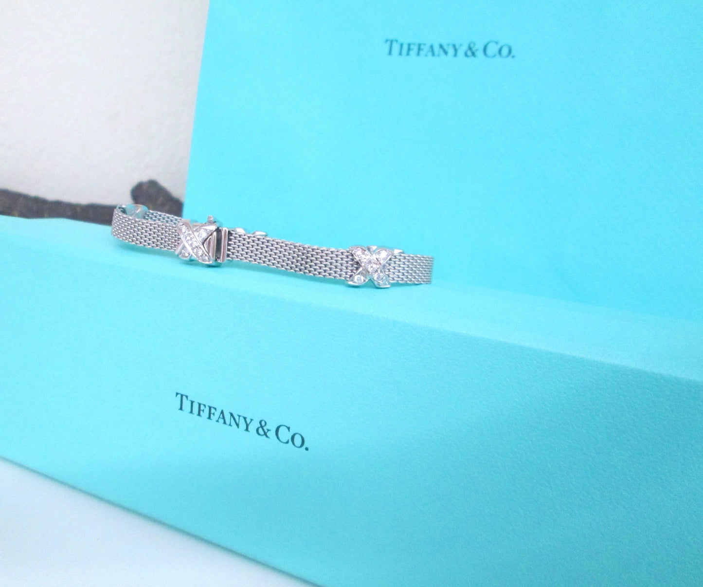 18ct White Gold Rare Designer Diamond Cross Mesh Bracelet