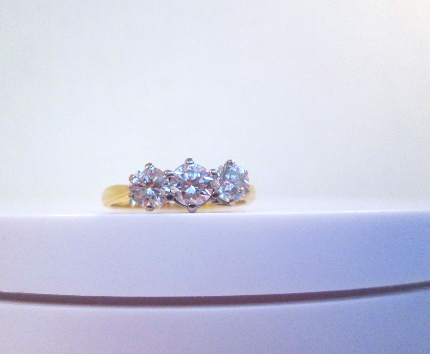 18ct Yellow Gold 1.00ct Three Stone Brilliant Cut Diamond Trilogy Ring