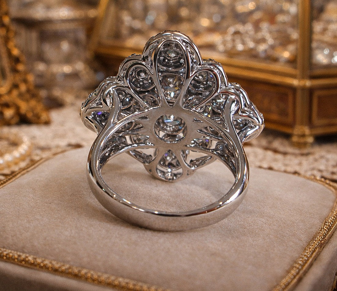 18ct White Gold 3.50ct Large Diamond Daisy Cluster Ring