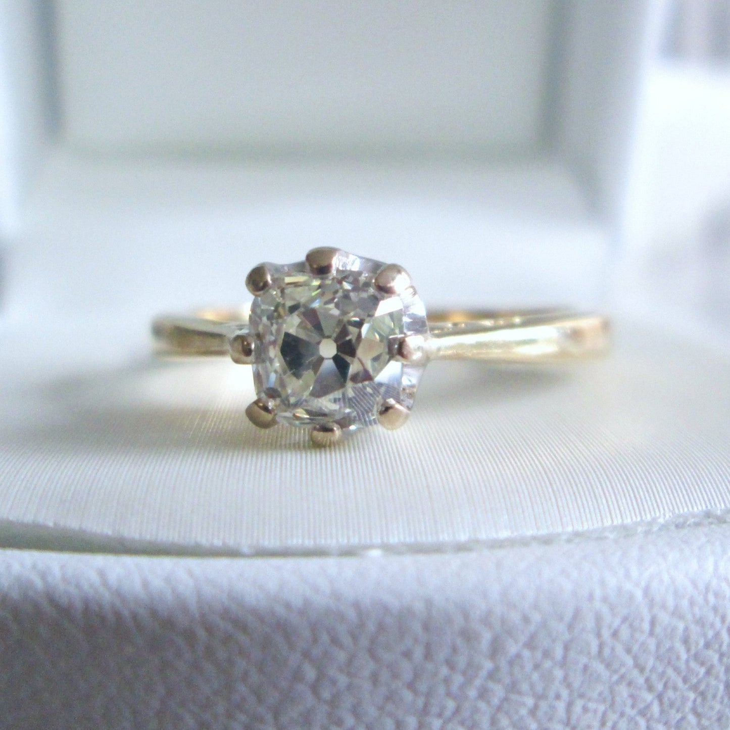 18ct Gold 1.00ct Old Mine Cushion Cut Diamond Solitaire Engagement Ring