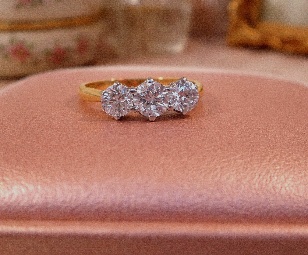 18ct Yellow Gold 1.00ct Three Stone Brilliant Cut Diamond Trilogy Ring