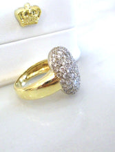 Load image into Gallery viewer, 18ct Yellow Gold 2.20ct Round Brilliant Cut Diamond Cluster Bombe Ring
