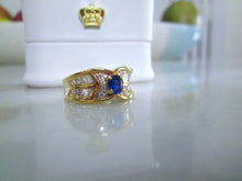 Load image into Gallery viewer, Heavy 18ct Yellow Gold Sapphire &amp; Diamond Solitaire Cluster Chunky Ring
