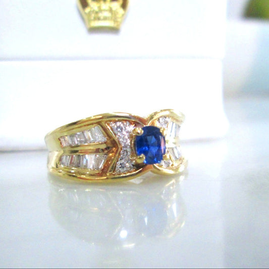 18ct Yellow Gold Sapphire & Diamond Solitaire Cluster Ring