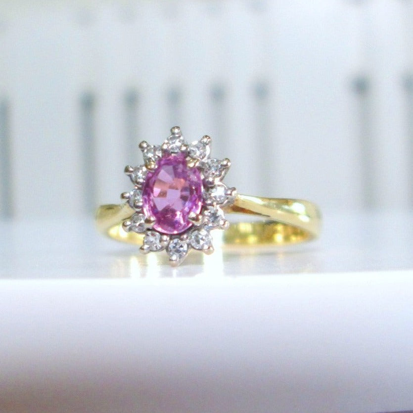 18ct Yellow Gold Oval Cut Pink Sapphire & Diamond Cluster Halo Ring