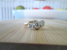 Load image into Gallery viewer, 18ct Yellow Gold 1.00ct Brilliant Cut Diamond Trilogy Engagement Ring
