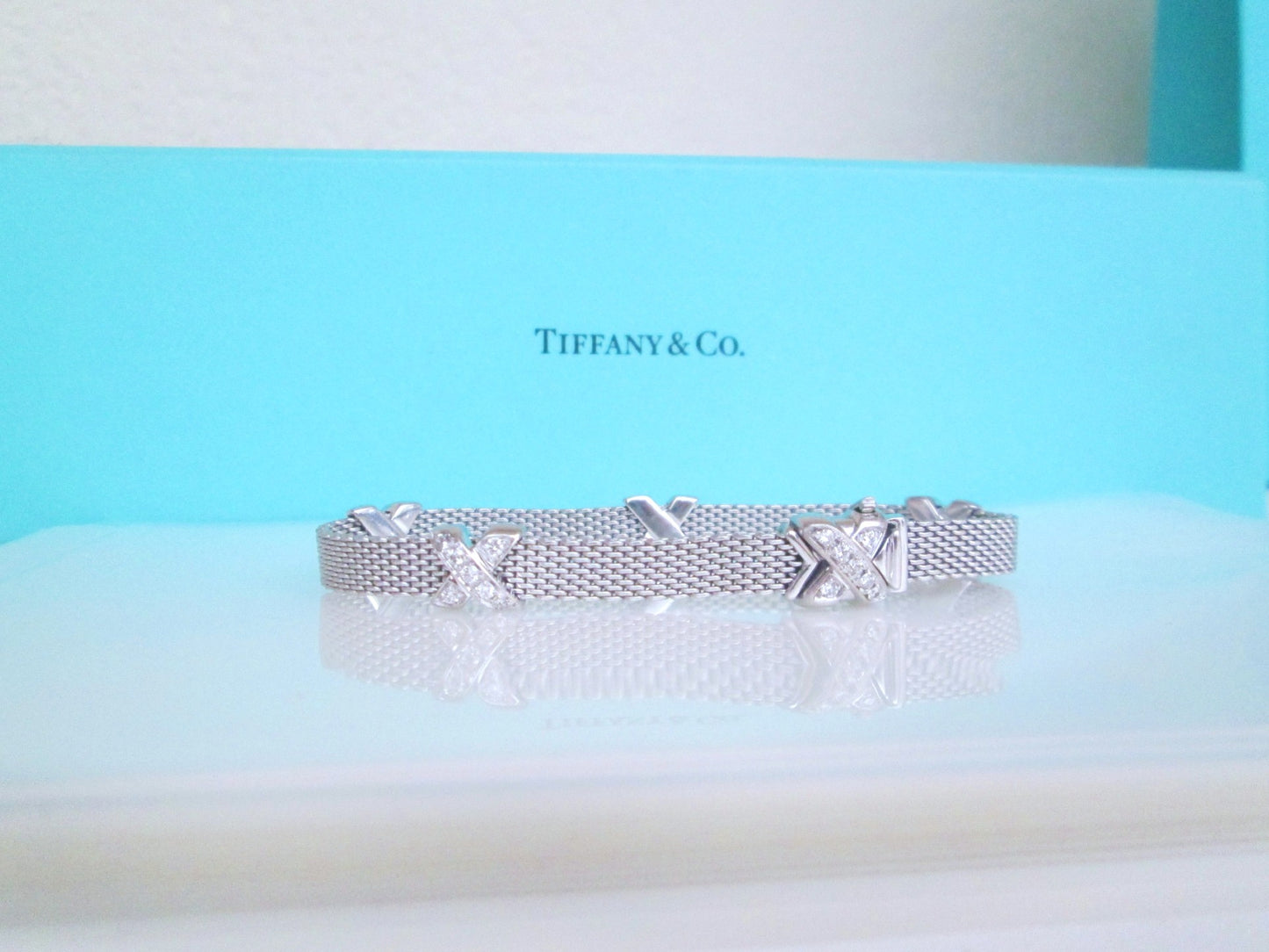 18ct White Gold Rare Designer Diamond Cross Mesh Bracelet