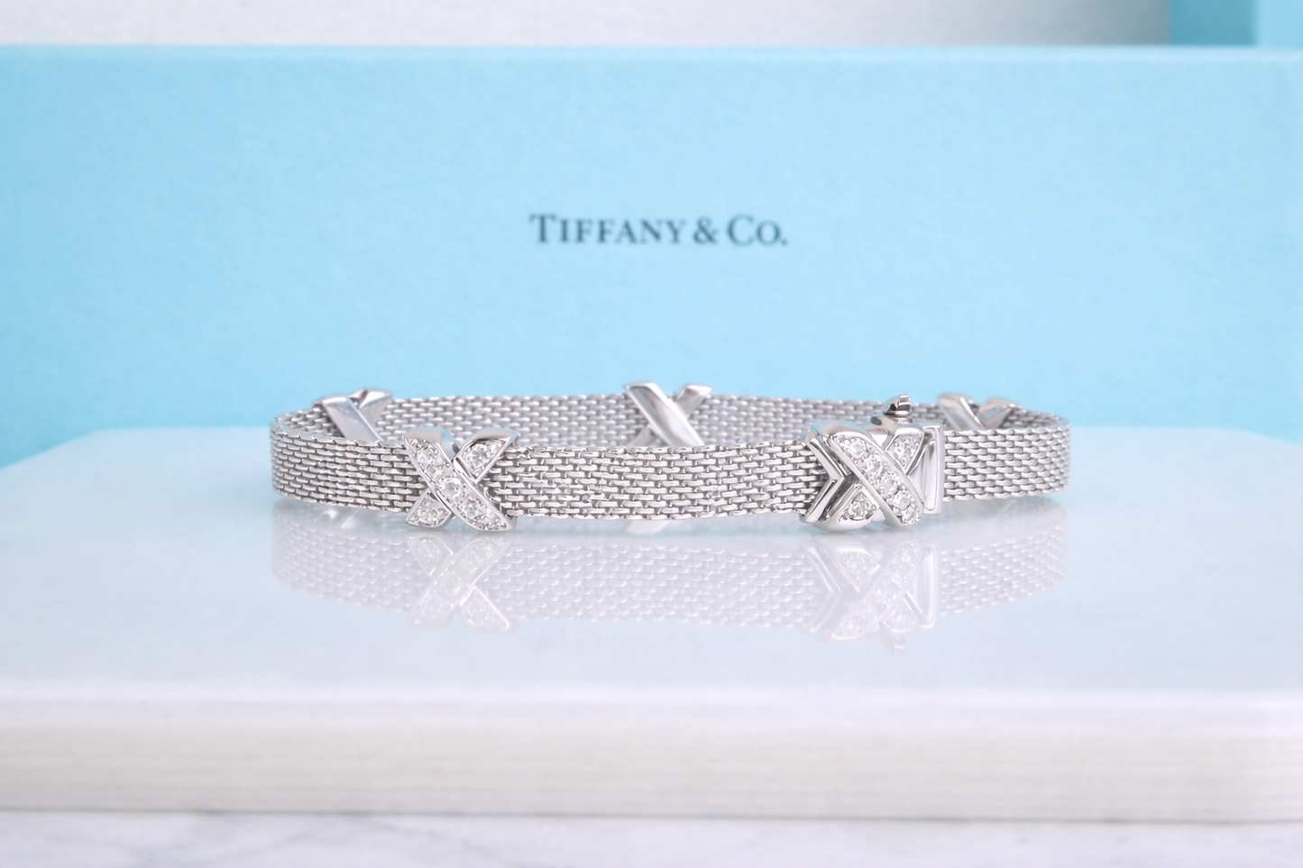 18ct White Gold Rare Designer Diamond Cross Mesh Bracelet