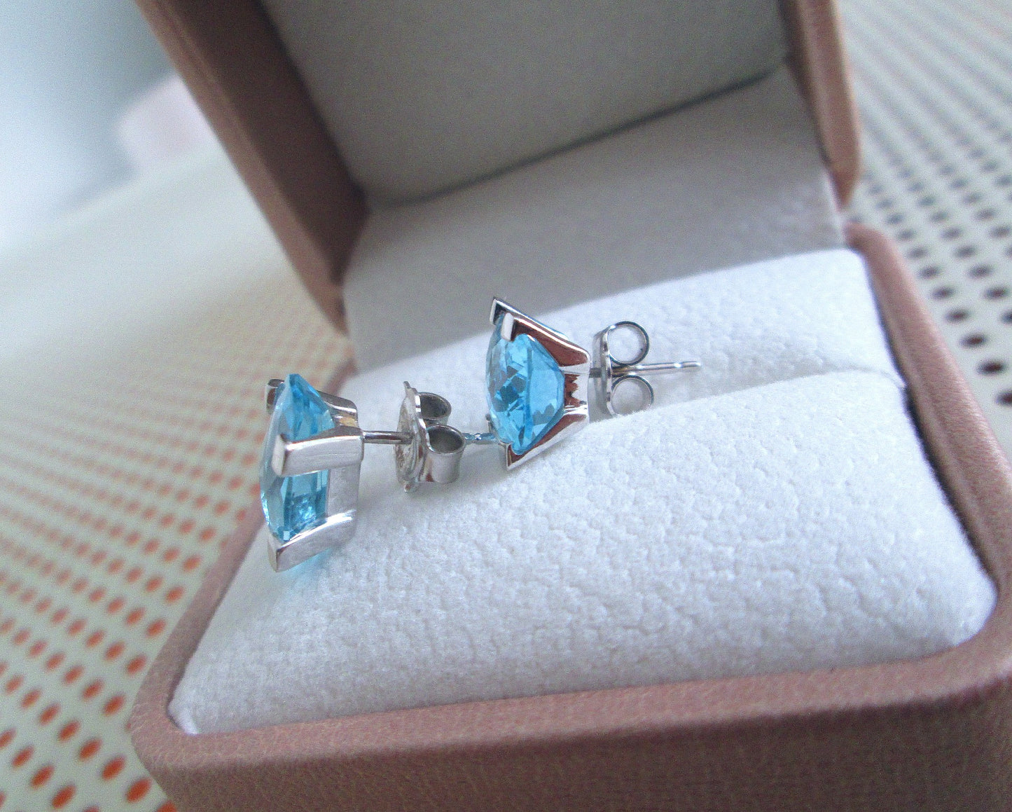18ct White Gold Large Swiss Blue Topaz Stud Earrings Checkerboard Cushion Studs