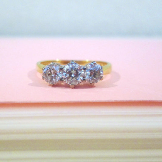 18ct Yellow Gold 1.00ct Three Stone Brilliant Cut Diamond Trilogy Ring