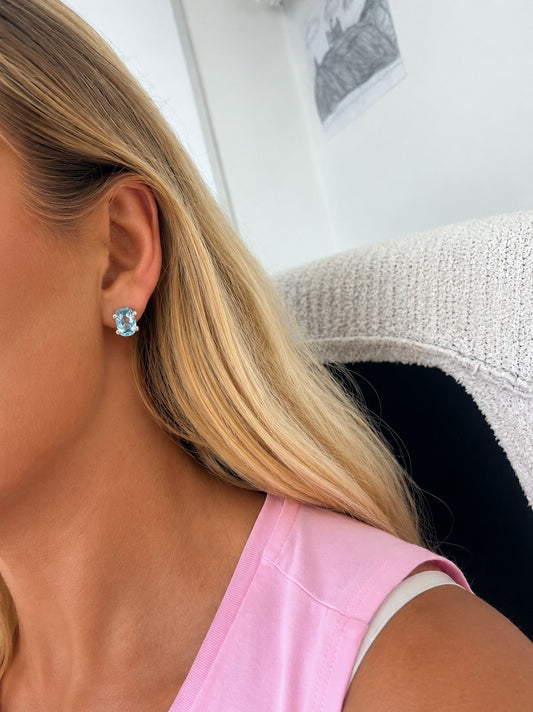 18ct White Gold Large Swiss Blue Topaz Stud Earrings Checkerboard Cushion Studs