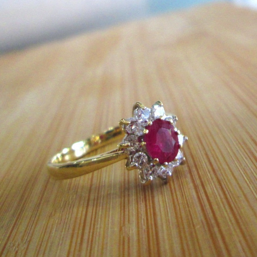 18ct Yellow Gold Ruby & Brilliant Cut Diamond Cluster Halo Ring
