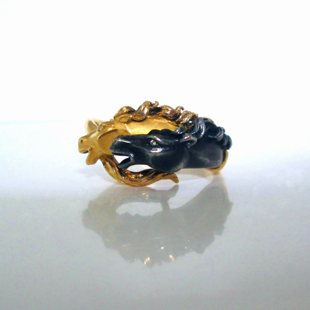 1980's 18ct Yellow & Black Gold Carrera Y Carrera Stallion Horse Diamond Ring