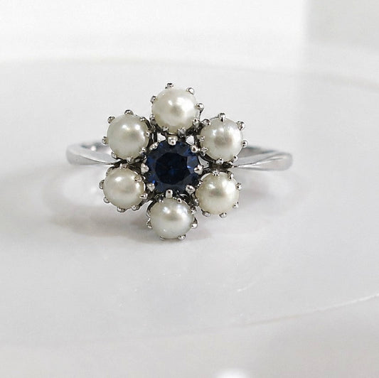 18ct White Gold & Platinum Sapphire & Pearl Daisy Cluster Ring
