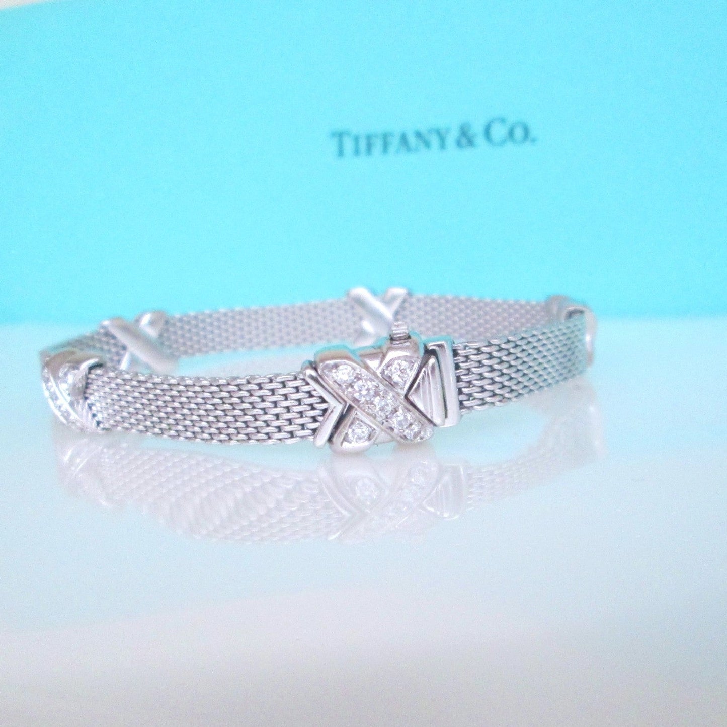 18ct White Gold Rare Designer Diamond Cross Mesh Bracelet