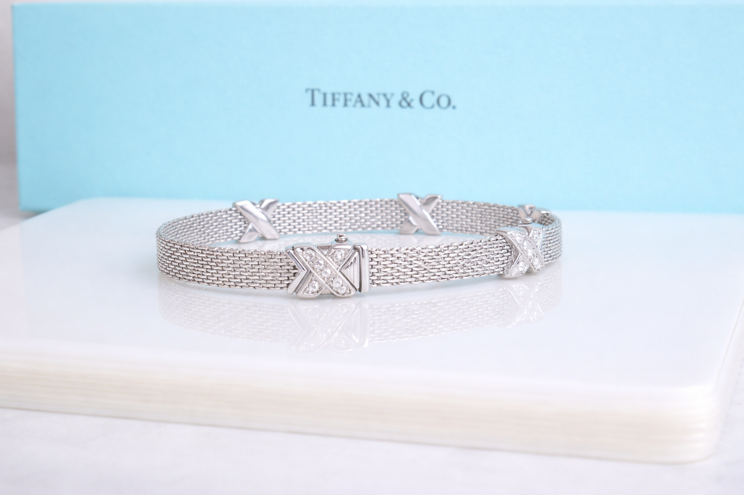 18ct White Gold Rare Designer Diamond Cross Mesh Bracelet