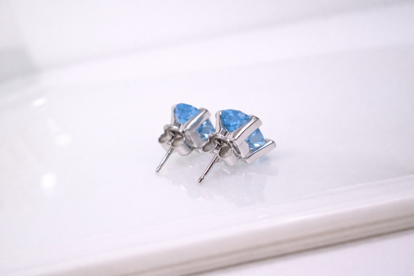18ct White Gold Large Swiss Blue Topaz Stud Earrings Checkerboard Cushion Studs