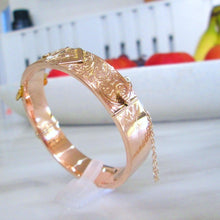 Load image into Gallery viewer, 9ct Yellow Gold Art Deco Thick Heavy Buckle Bangle Bracelet Unisex
